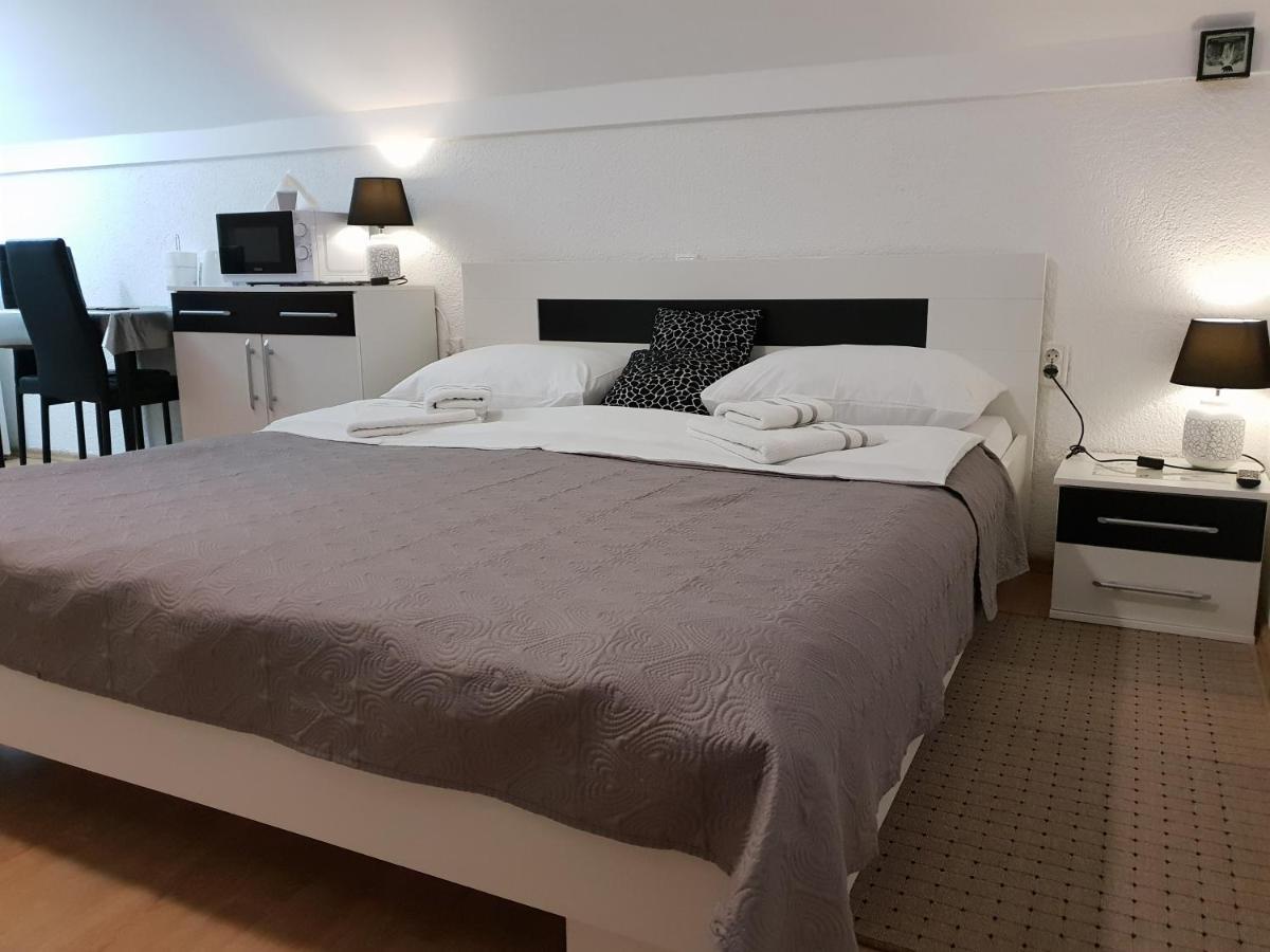 Apartments Nena Smoljanac Rom bilde